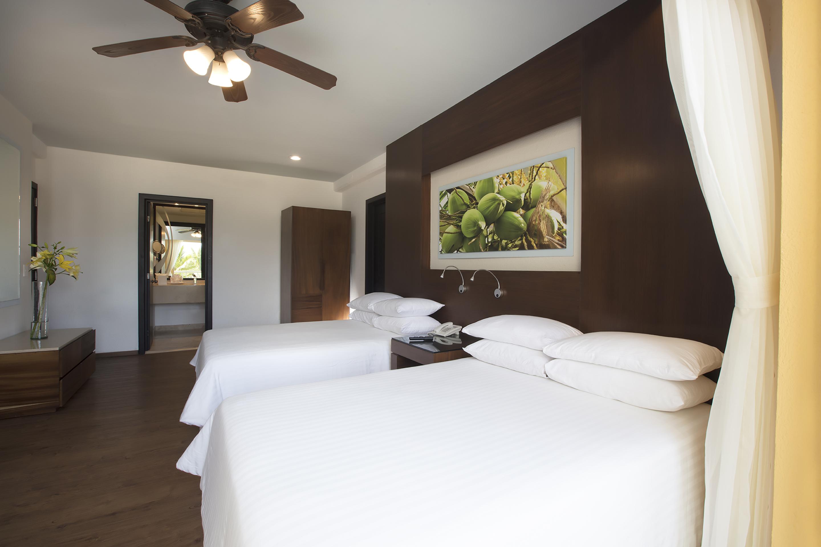 Krystal Grand Nuevo Vallarta Exterior photo