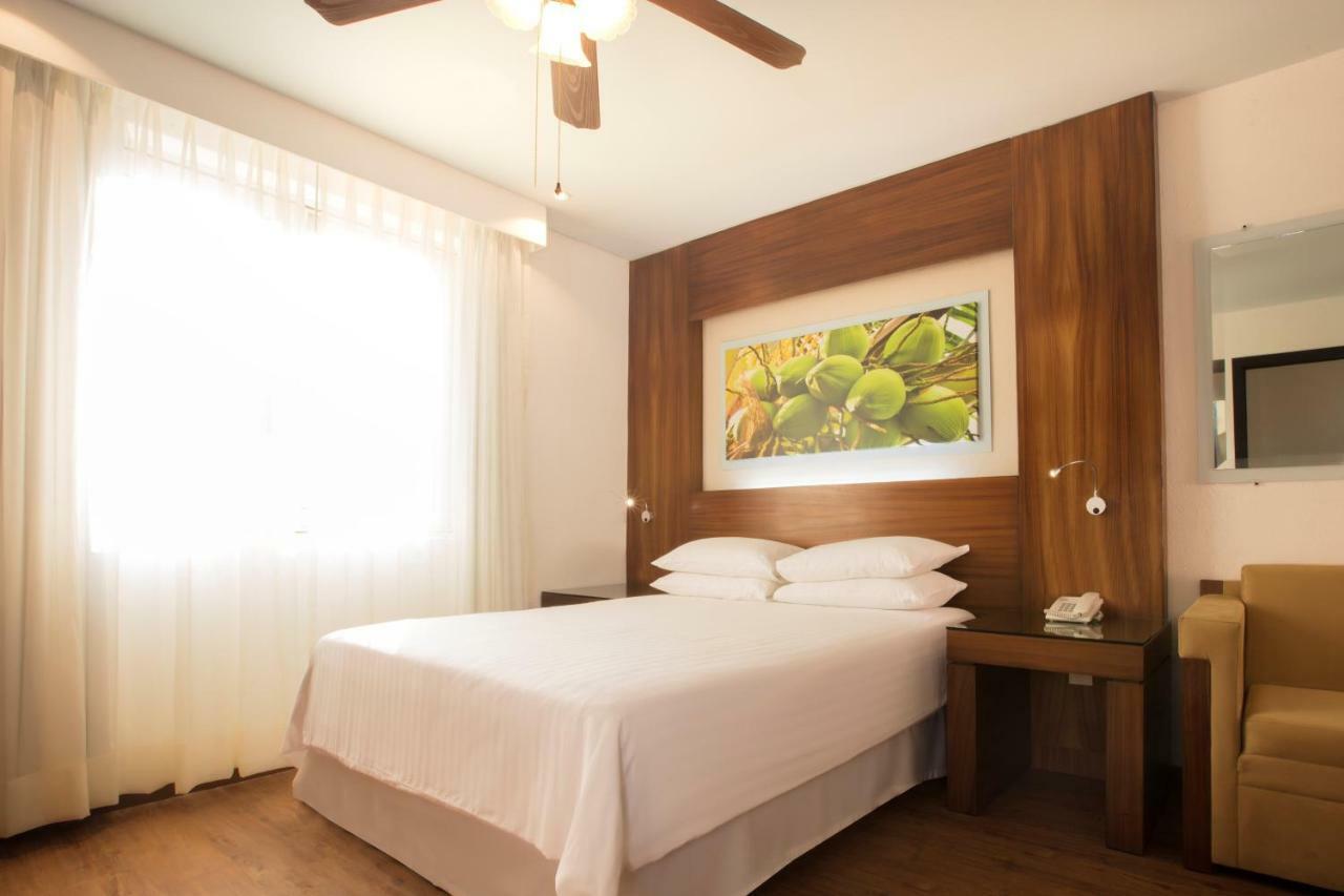 Krystal Grand Nuevo Vallarta Exterior photo
